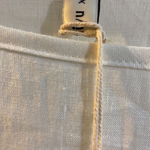 Women’s Linen Casual Cap Sleeve Blouse - Picture 2 of 3